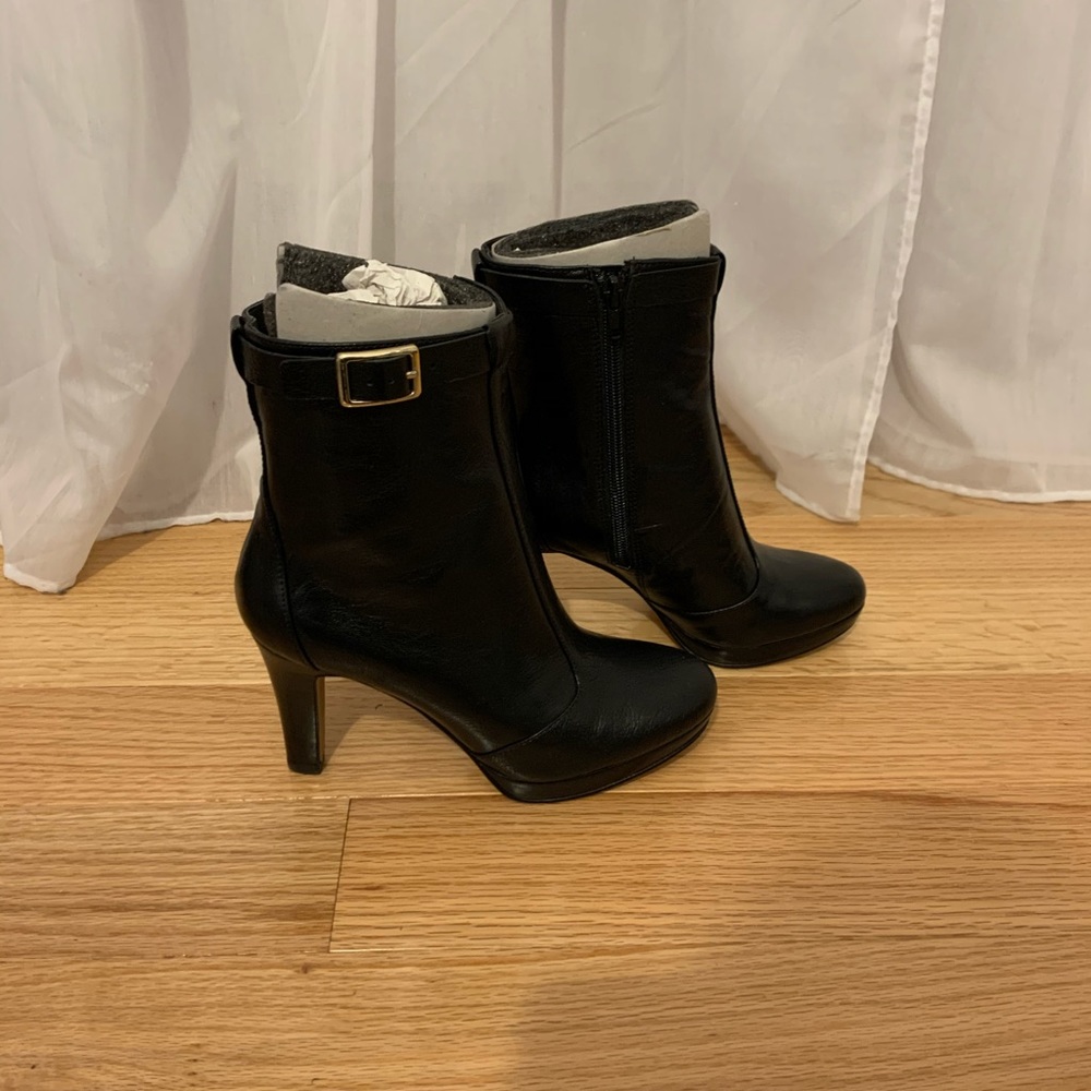 New Nine West boots